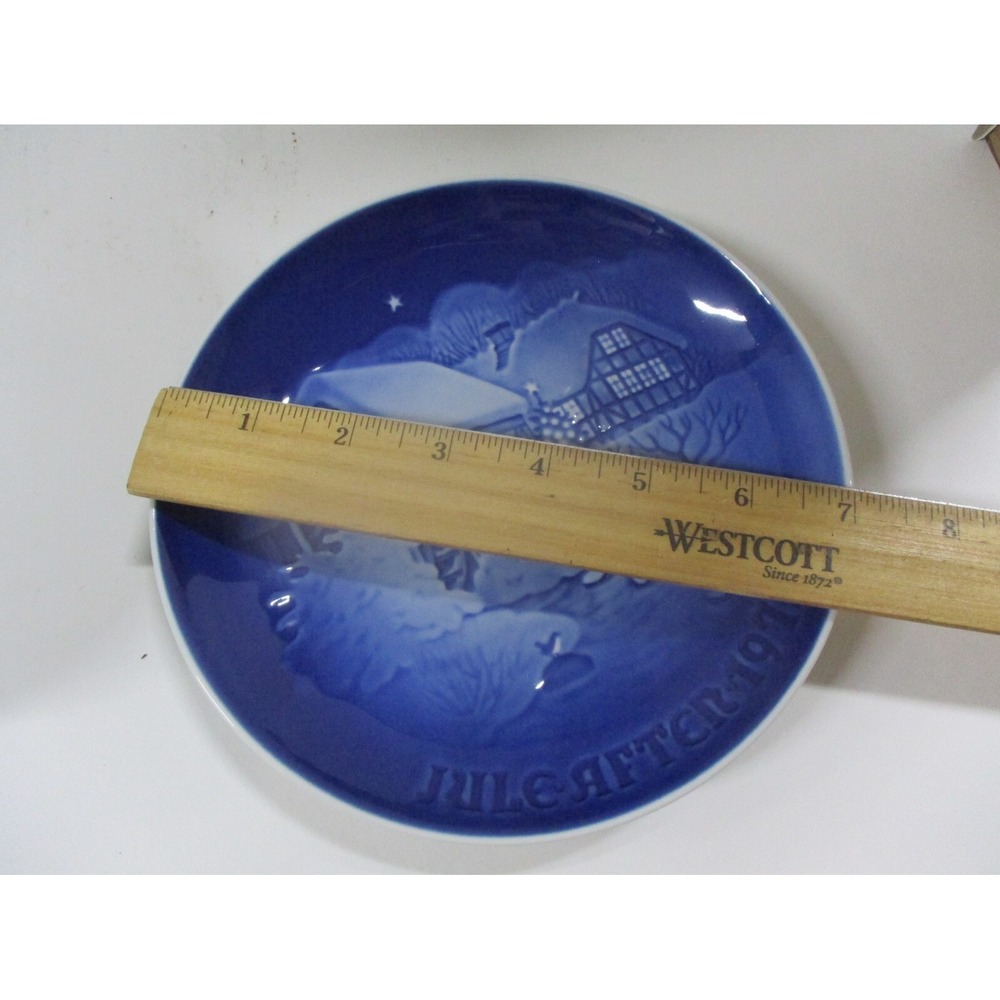 Vintage Copenhagen Jule After 1975 Christmas Plate - Picture 2 of 3